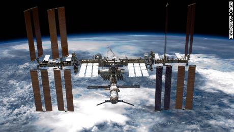 Међународна свемирска станица би могла да падне са неба 2031. Шта ће се даље десити?