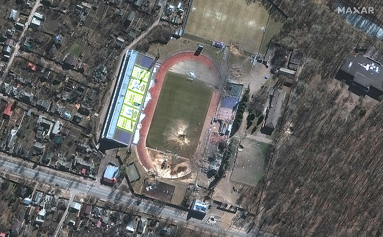 Черниговски стадион је тешко оштећен.