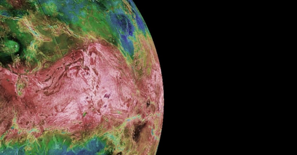 Венера показује своју топлу, облачну страну