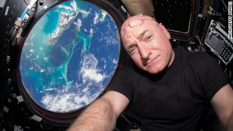 Бивши астронаут одустао је од рата на Твитеру са шефом руске свемирске агенције 
