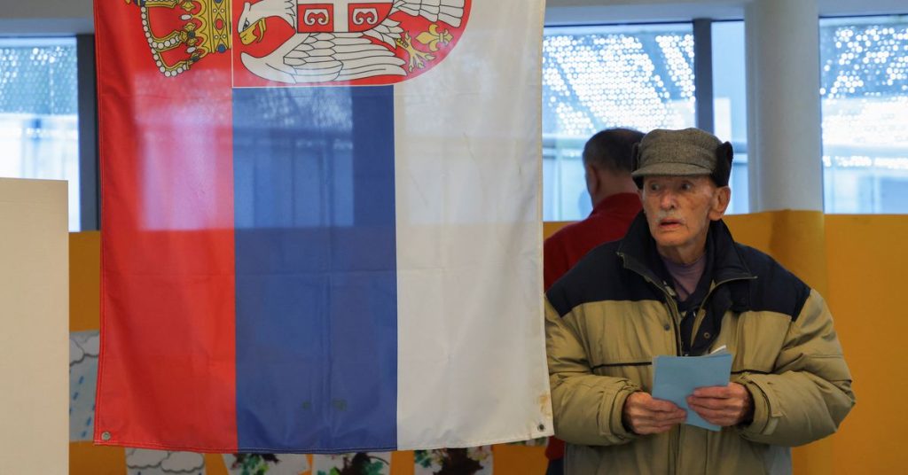 Срби излазе на изборе за председника и парламент у време рата у Украјини