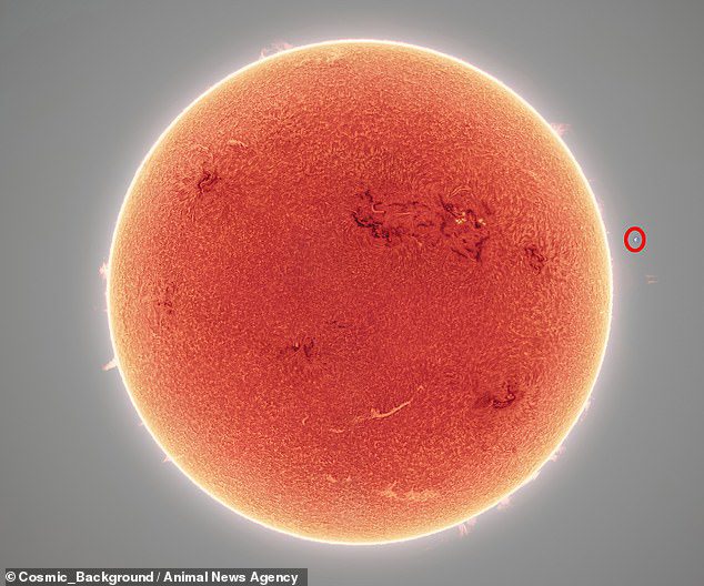 Фотограф је снимио земљу поред сунца да је измери