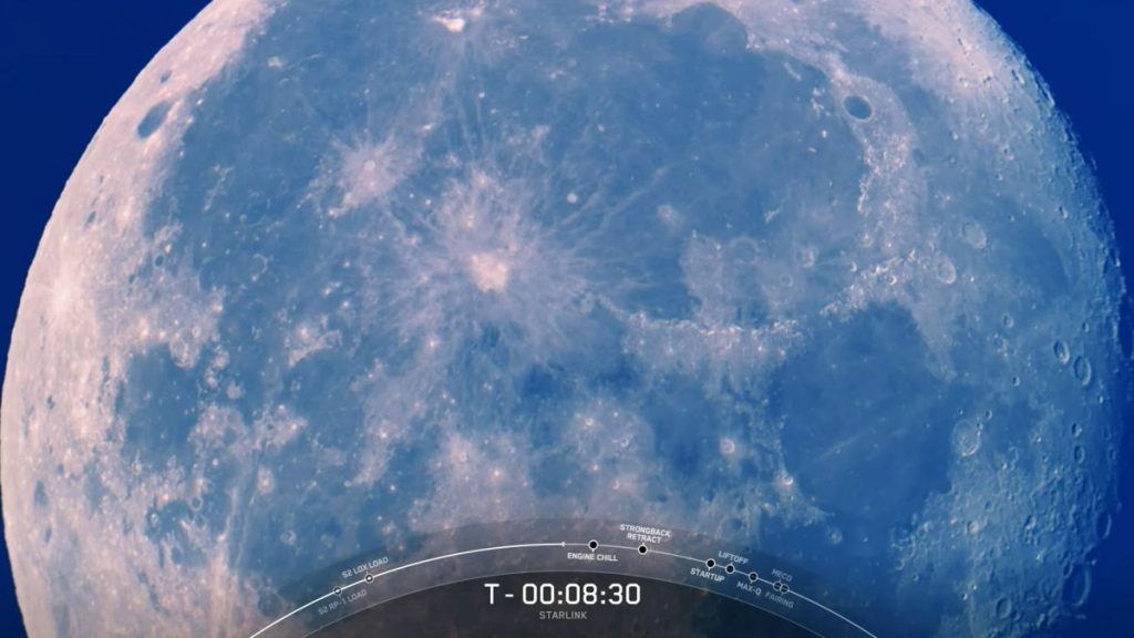 Слике лансирања сателита СпацеКс Месеца и изласка сунца Старлинк