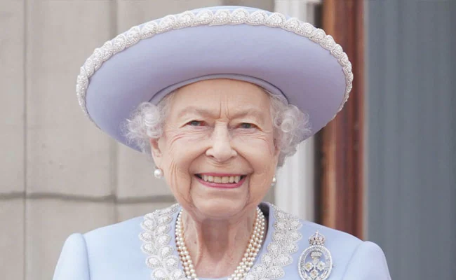 Queen Elizabeth II Becomes World