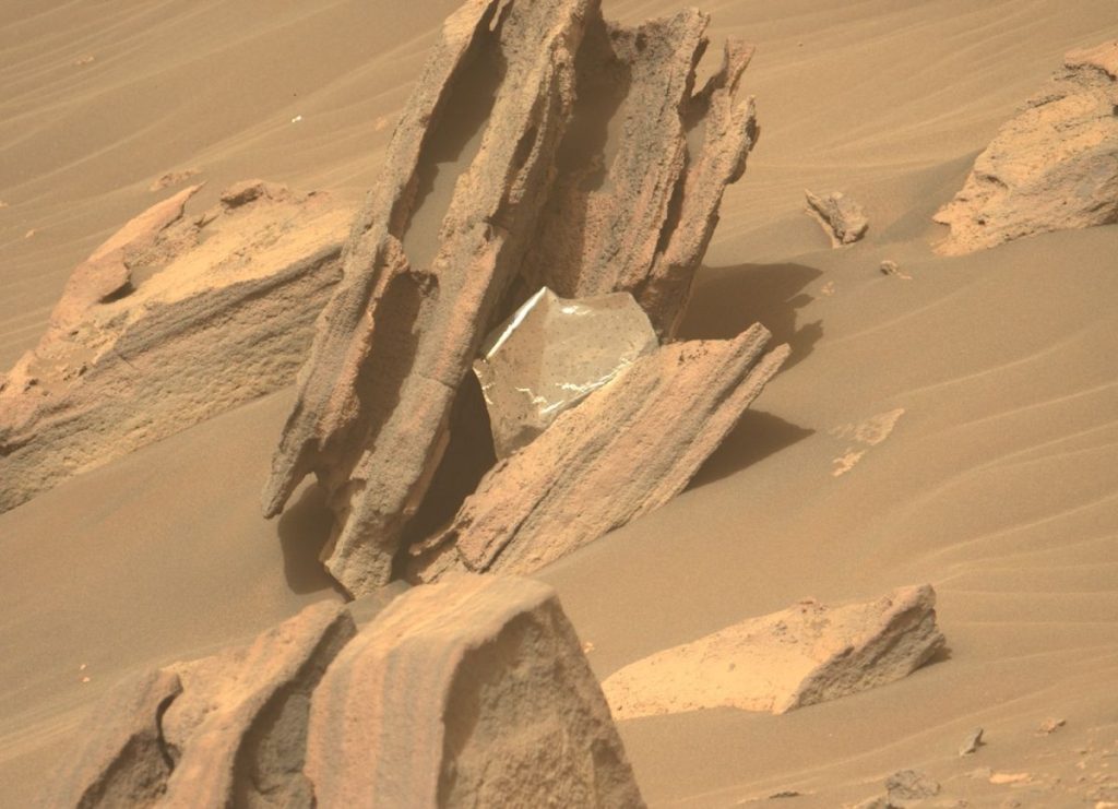 Персевере он Марс шпијунира део свог стајног трапа