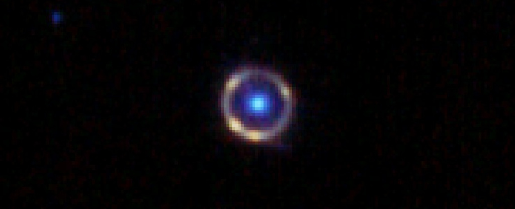 Веб је снимио скоро савршен Ајнштајнов прстен удаљен 12 милијарди светлосних година: СциенцеАлерт