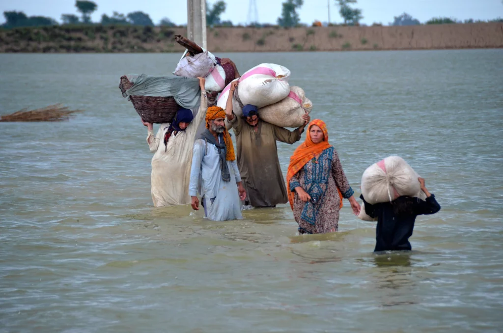 Пакистан поплава са мапама, фотографијама и видео записима