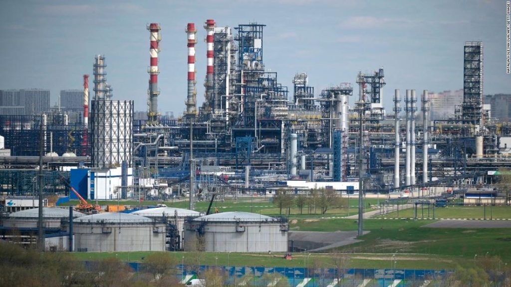 Земље Г7 сагласне су да поставе горњу границу руске цене нафте