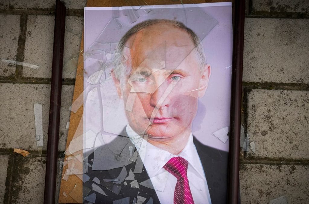 Помоћник Зеленског каже да Владимир Путин „живи у страху за свој живот док се војска повлачи“