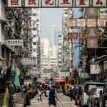 Акције Хонг Конга порасле су за скоро 3% након што су извештаји рекли да град разматра ублажавање закона о Цовид-у