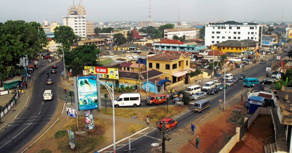 Гана не плаћа већину спољног дуга како се економска криза продубљује